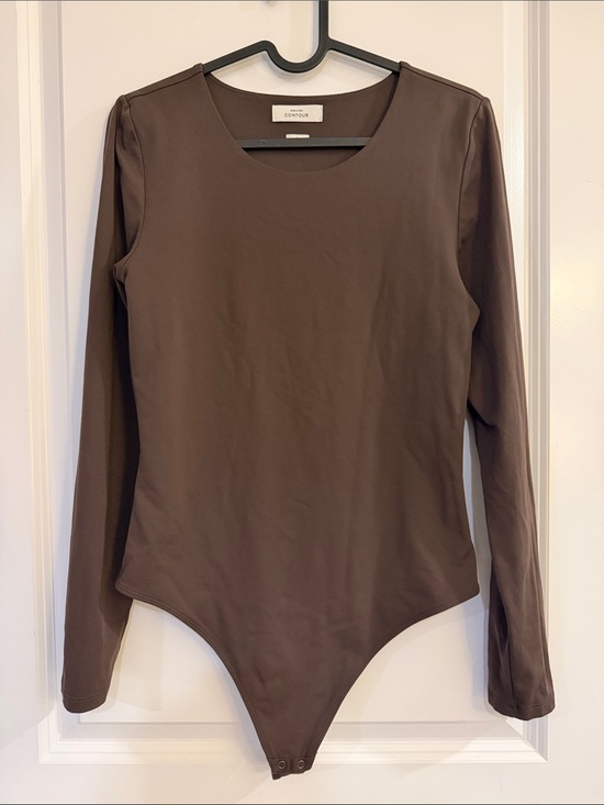 Babaton Tops - Aritzia Babaton Contour Long-Sleeve Brown Bodysuit - #130